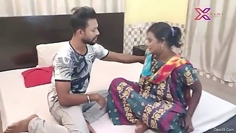 Desi Mature'S Passionate Kissing And Doggy Style Action