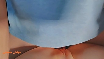 Stunning Woman Gives Oral Pleasure And Receives Oral Ejaculation