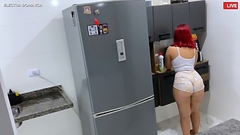 Amateur Maid With Big Ass Caught On Camera